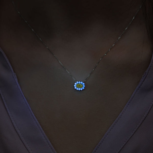 East-West Oval Halo Diamond Pendant - Malka