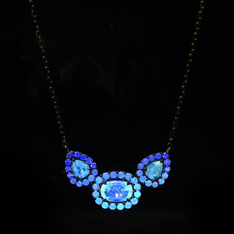Three-Stone Diamond Necklace - Malka
