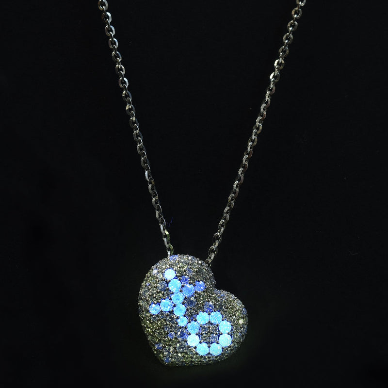 Swarovski Alana Heart Pendant www.avillsas.com